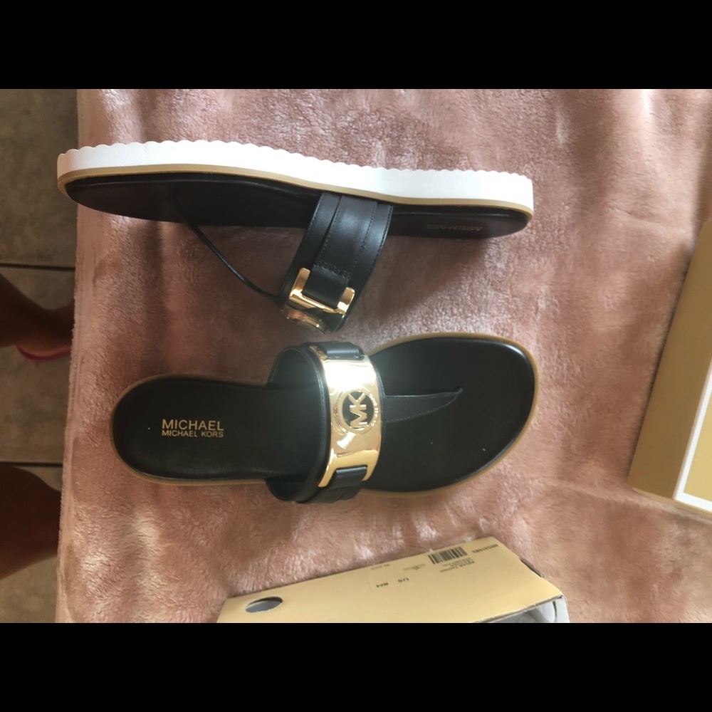 Michael Kors size 8 sandals